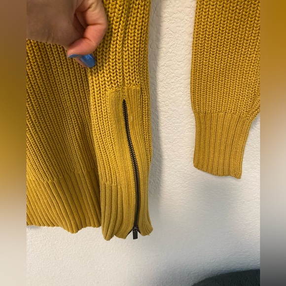 Banana Republic Women Pullover Tunic Turtleneck Sweater in Size S - Picture 6 of 7